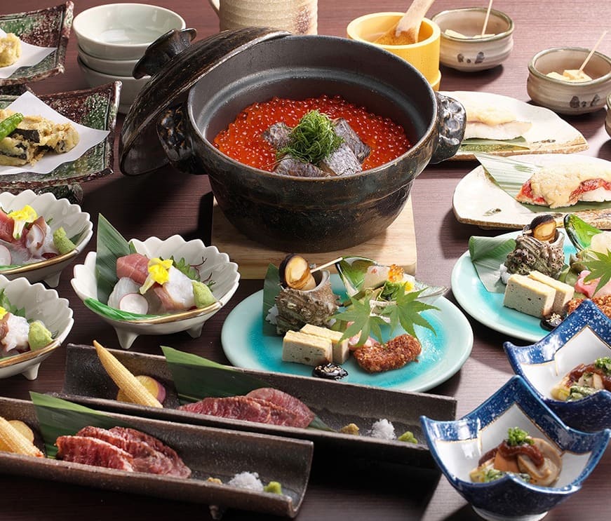 豪華な和食の宴会料理の数々